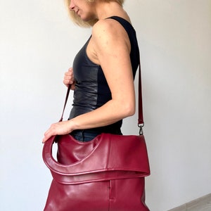 Burgundy crossbody bag Maroon leather bag Medium purse with pockets Slouchy hobo bag Foldover handbags for women by Olena Molchanova