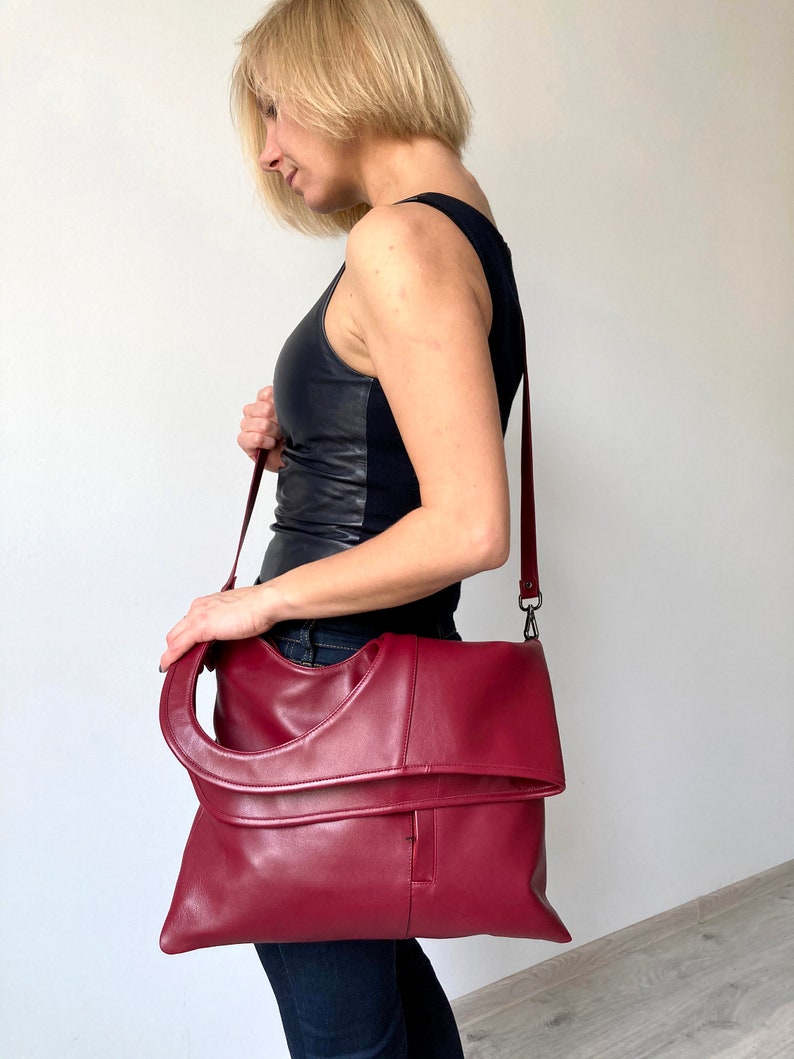 Burgundy crossbody bag Maroon leather bag Medium purse with pockets Slouchy hobo bag Foldover handbags for women by Olena Molchanova