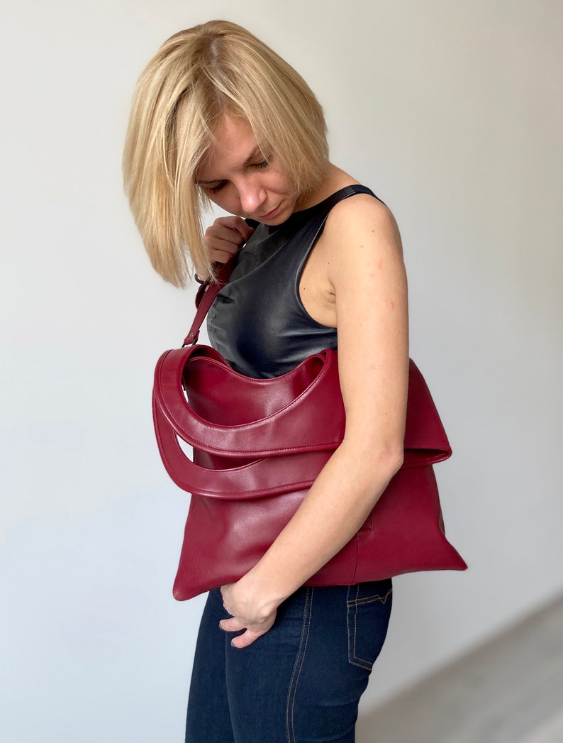 Burgundy crossbody bag Maroon leather bag Medium purse with pockets Slouchy hobo bag Foldover handbags for women by Olena Molchanova