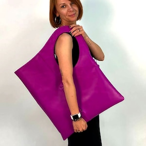 Genuine leather hobo bag Large leather purse Women tote bag with zipper Magenta bag Pink shoulder bag Bright purse Oversized leather shopper