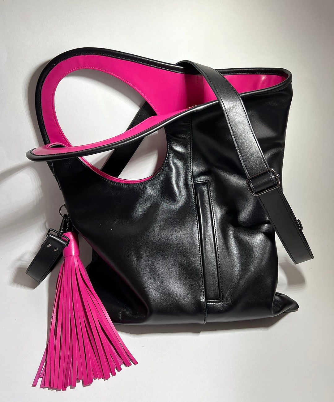 THM  Bicolor baggies     Black×Pink PINK & BLACK SHORTPANTS – BAM-BAM
