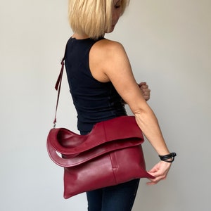 Burgundy crossbody bag Maroon leather bag Medium purse with pockets Slouchy hobo bag Foldover handbags for women by Olena Molchanova