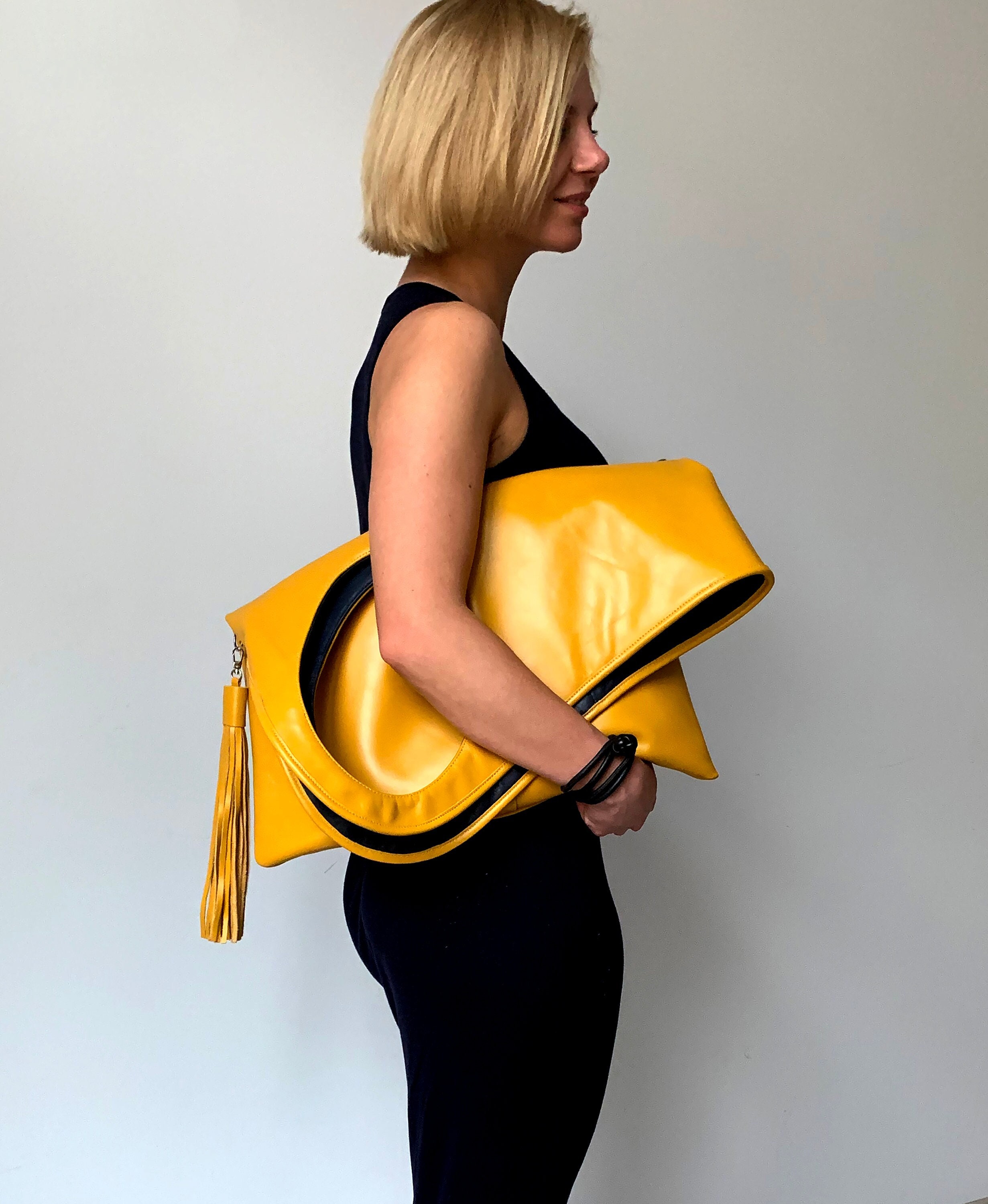 Extra large clutch bags hotsell