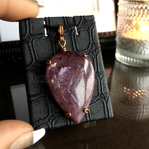 Ruby zoisite-hangerketting: druppelvormige sieraden, sieradencadeaus