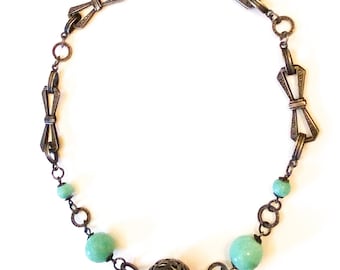 Vintage Art Deco Peking Glass Choker Necklace