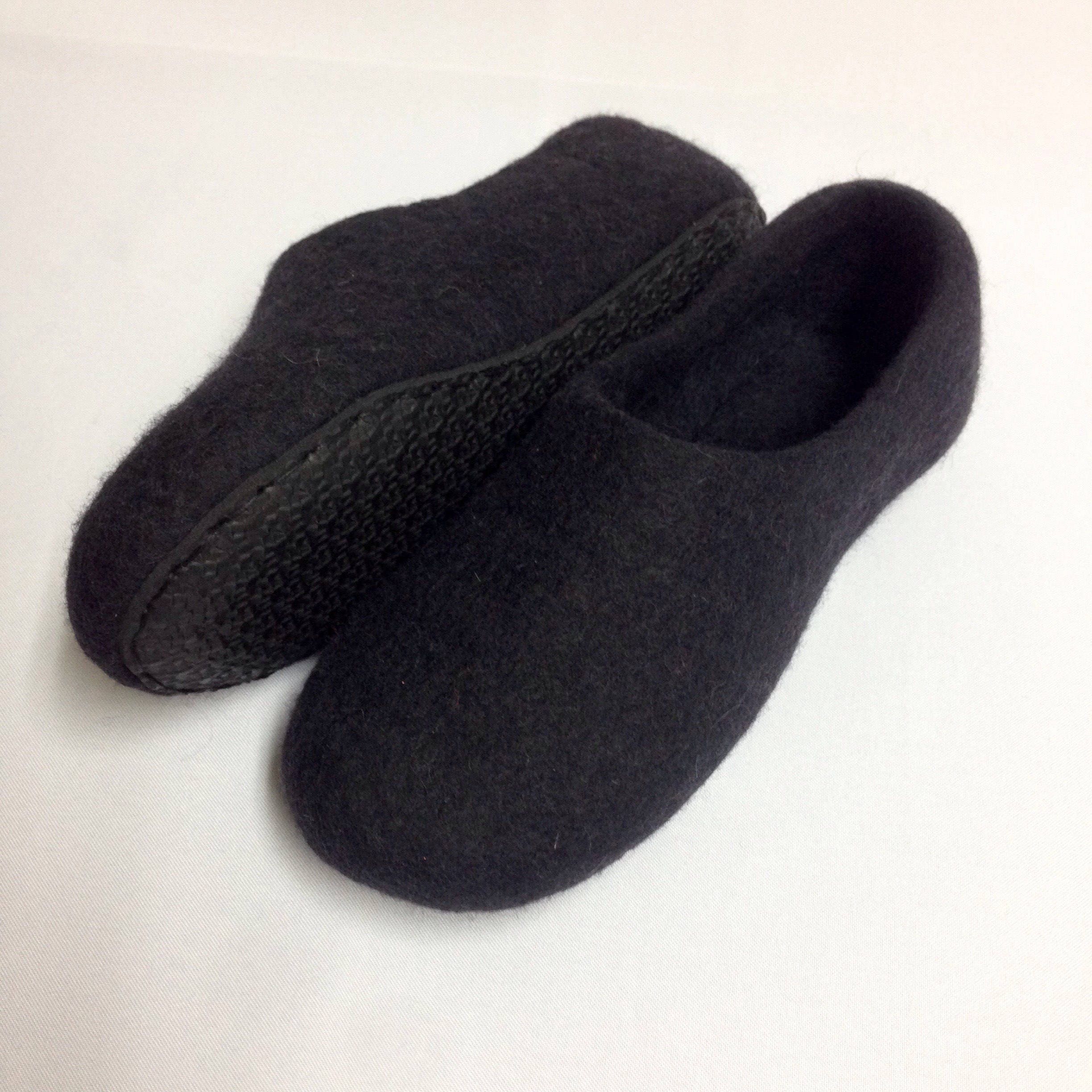Black Felted slippers Unisex slippers Black rubber soles Gift | Etsy