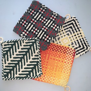 Handmade Potholders, extra Large 100% cotton, 8 inch pro sized, color variety, hostess gift, hot pad, kitchen ware, retro loom trivet, woven