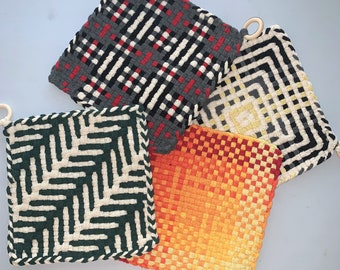 Handmade Potholders, extra Large 100% cotton, 8 inch pro sized, color variety, hostess gift, hot pad, kitchen ware, retro loom trivet, woven