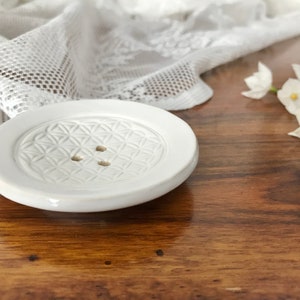 7 cm small round soap dish with ceramic drain image 2