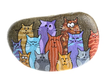 Schattige kittens, handbeschilderde stenen, vriendelijke katten, grappige katten