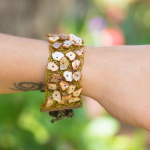 Crochet wire bracelet, Seashell beaded bracelet, Copper wire wrap bracelet, Hand woven Bracelet