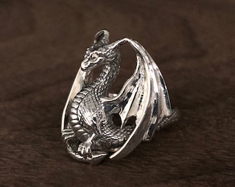 Dragon Ring // Silver Dragon Ring // 925 Sterling Silver // Hand Cast Silver Dragon Ring // Dragon Jewelry