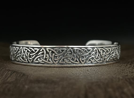 Small silver cuff bracelet deals