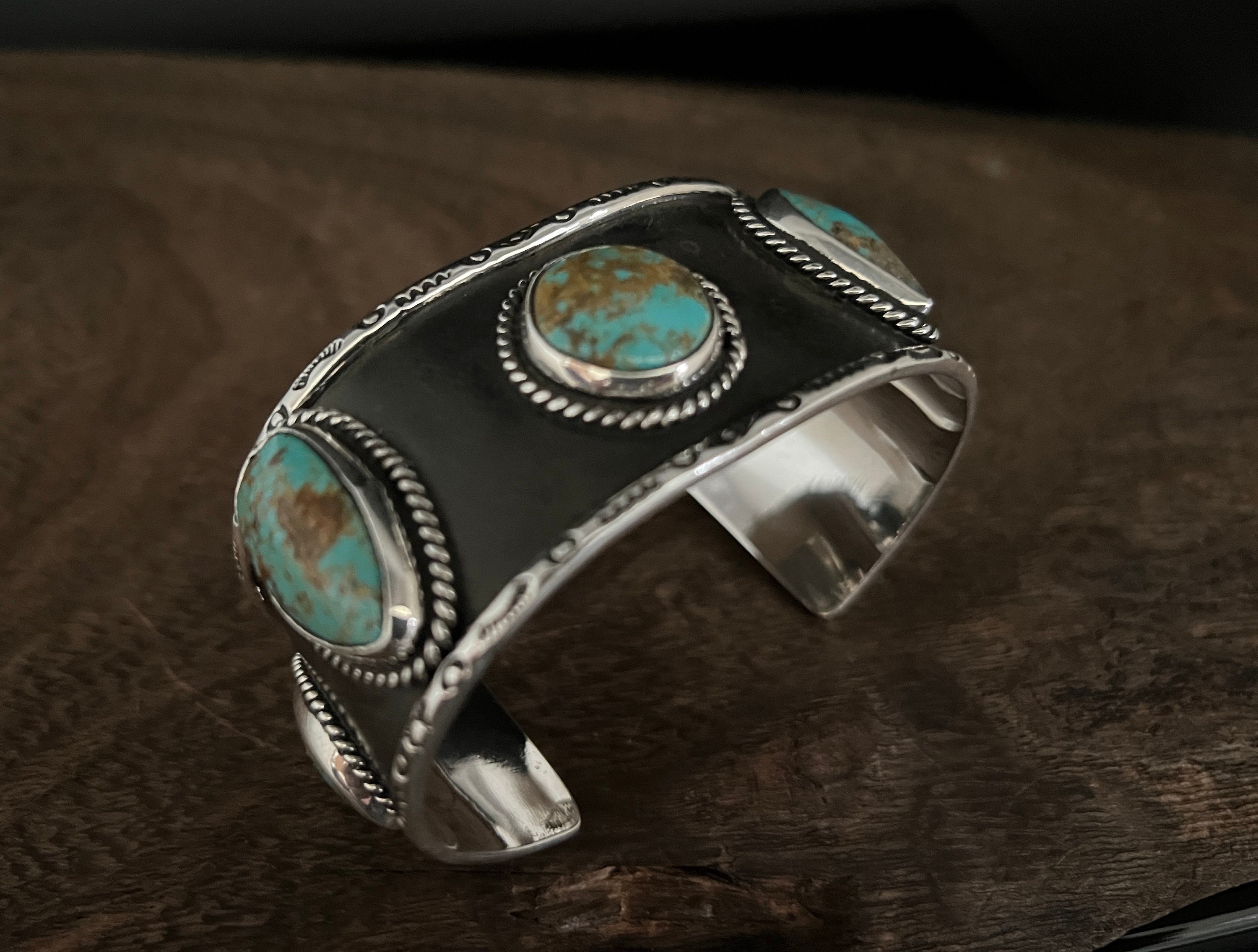 Heaviest Native American Navajo #8 Turquoise Nuffalo 274 Gram Sterling Silver Bracelet Heaviest Native American Navajo #8 Turquoise Nuffalo 274 Gram Sterling Silver Bracelet
