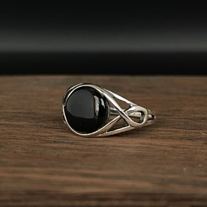 Anillo de eternidad de ónix // Plata de ley 925 // Anillo celta de ónix negro // Joyería celta