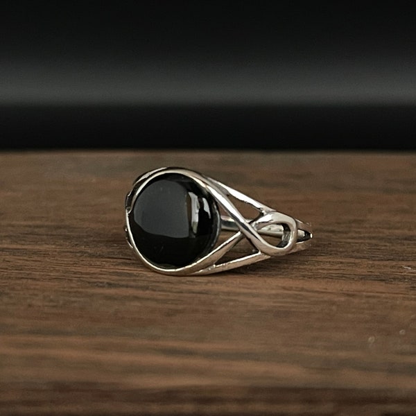 Onyx Eternity Ring // 925 Sterling Silver // Black Onyx Celtic Ring // Celtic Jewelry