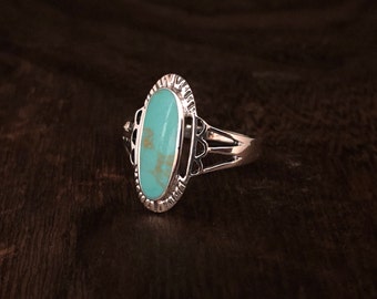 Southwest Style Turquoise Ring // 925 Sterling Silver // Size 4 to 12 Available
