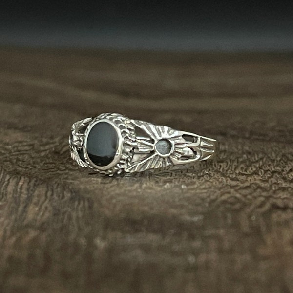 Onyx Ring // 925 Sterling Silver // Southwest Style Onyx Ring // Oxidized