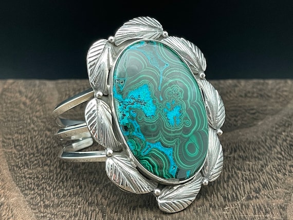 Silver Malachite & Chrysocolla Oval Cuff Silver Malachite & Chrysocolla Oval Cuff