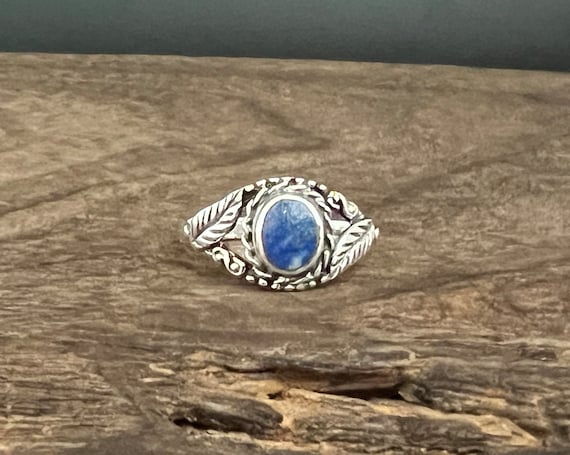 Western Lapis Ring Size 6 to 9 // 925 Sterling Silver  Sterling Silver 925 Lapis Lazuli Ring Size 9 Blue Stone Southwest Style main image 0