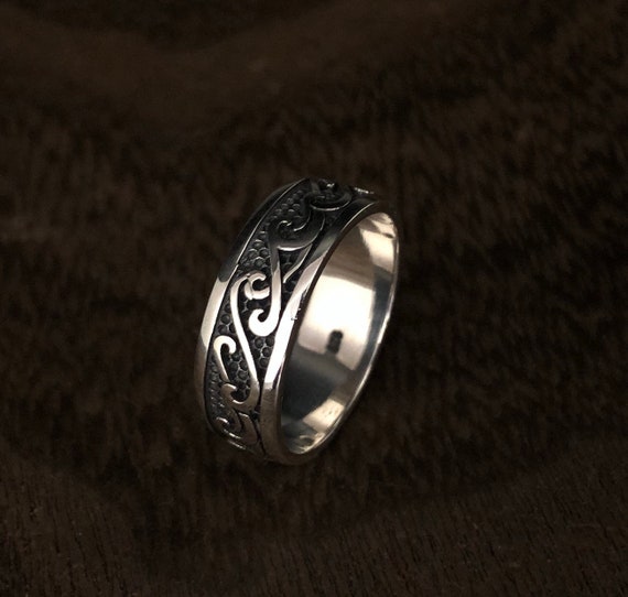 ★TOU★ [Silver 925] WAV403 Wave Sillhouette Ring Amazon.com: Blaike 925 Sterling Silver Wave Ring for Women