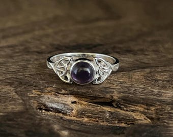 Celtic Amethyst Ring - 925 Sterling Silver - Sizes 6 to 9