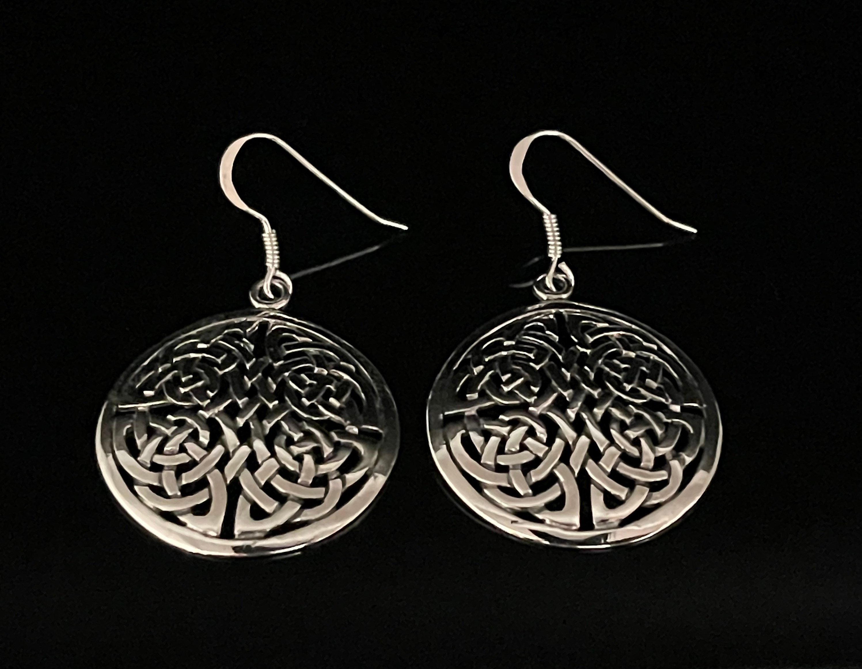 Round Knot Earring - Etsy
