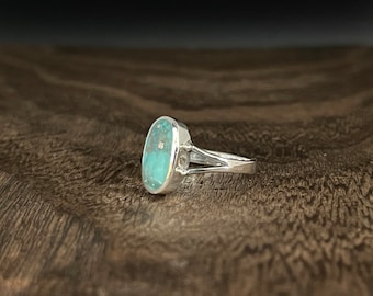 Handmade Turquoise Ring: Oxidized 925 Sterling Silver