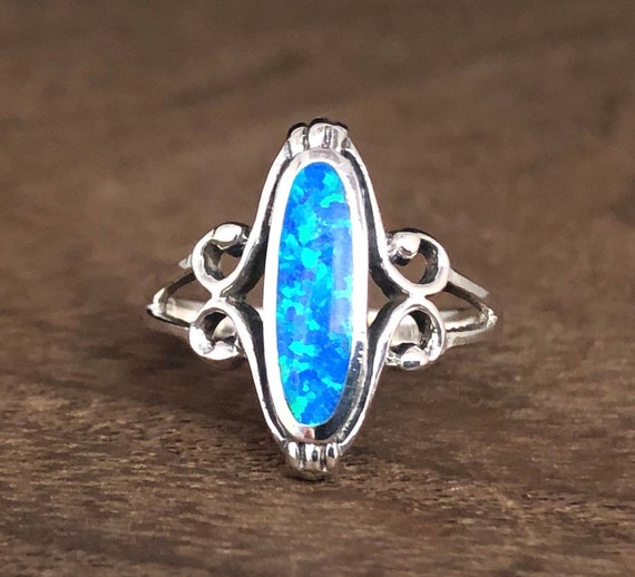 Vintage Inspired Opal Ring // Blue Opal Ring // Oxidized Silver Opal Ring // Sterling Opal Ring // Opal Jewelry