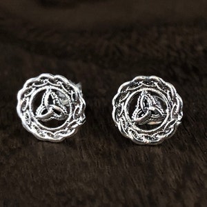 Celtic Stud Earrings // 925 Sterling Silver // Small Celtic Style Stud Earrings // Celtic Push-back Earrings