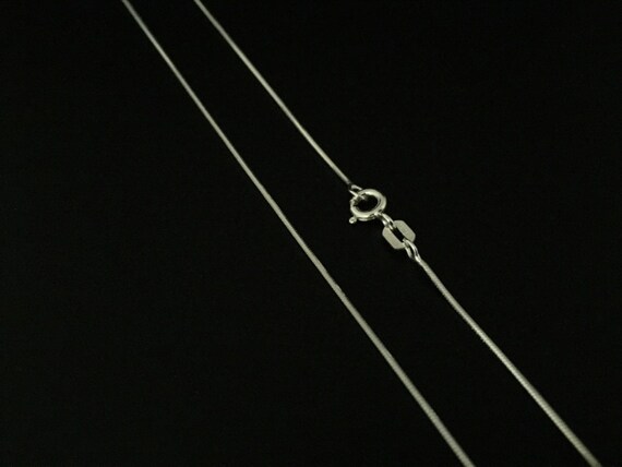 Thin Silver Diamond Cut Square Snake 