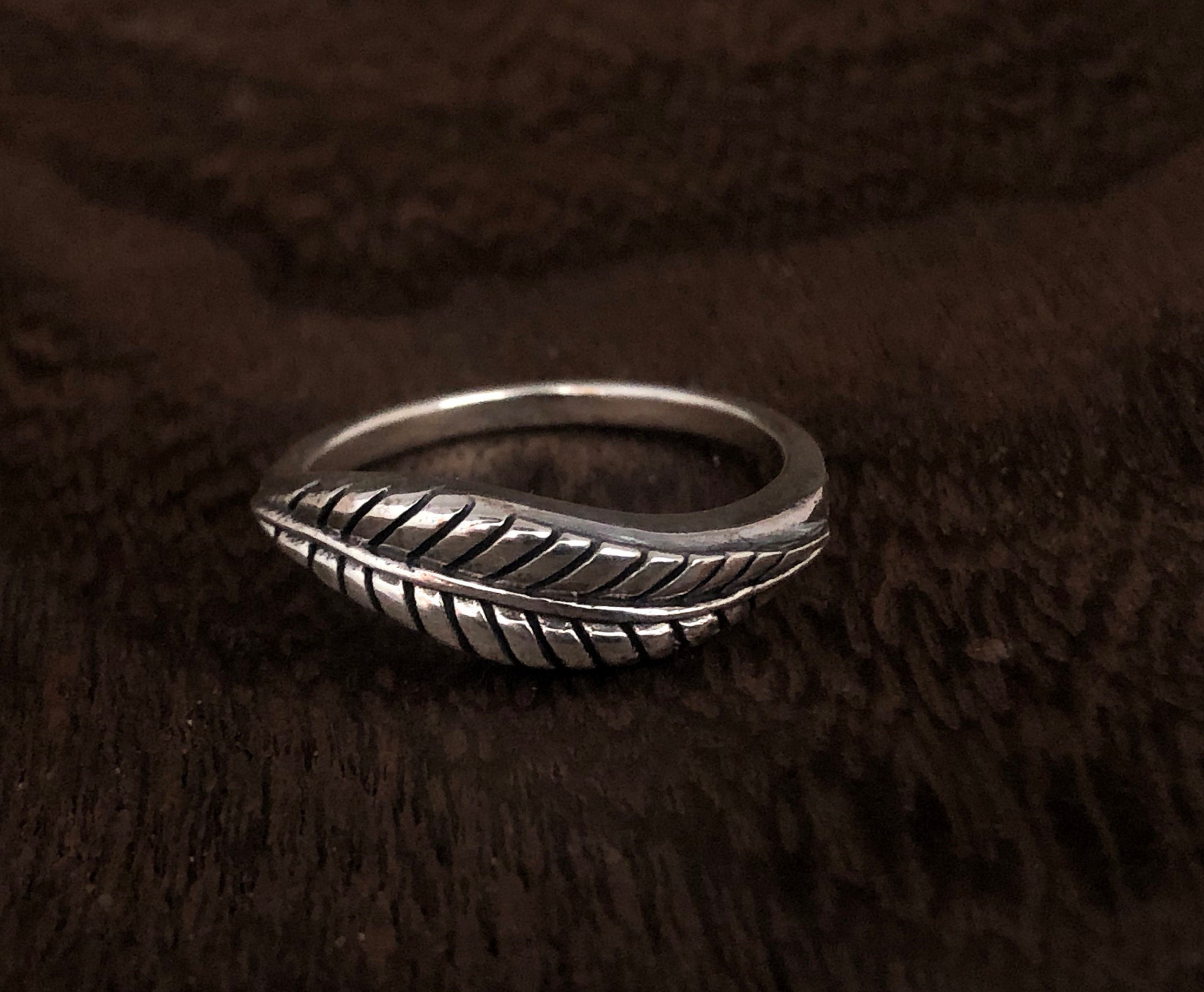 Leaf Band Silver Ring // 925 Sterling Silver // Oxidized // Silver Leaf Ring