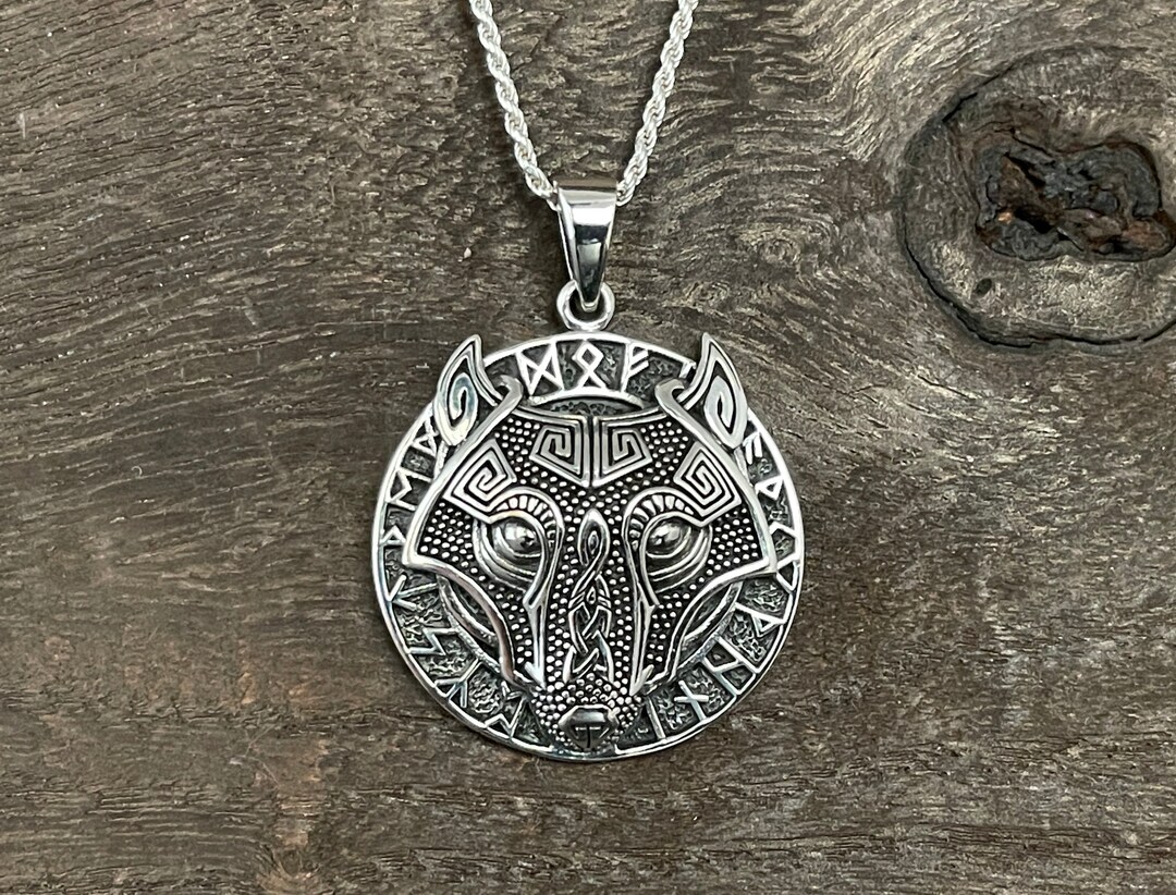 ★追跡&関税込【MIANSAI】シルバーWolf Pendant Necklace Wolf Onyx Pendant Necklace, Sterling Silver | Men's