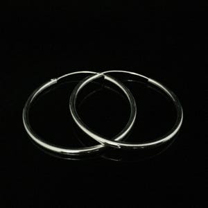 Medium Size Endless Hoop Earrings // 925 Sterling Silver // 2mm Gage // 35mm Diameter // Endless Hoops