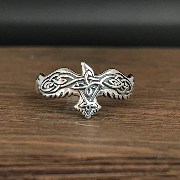 Celtic Raven Ring // 925 Sterling Silver // Sterling Celtic Bird Ring // Sizes 5 to 11
