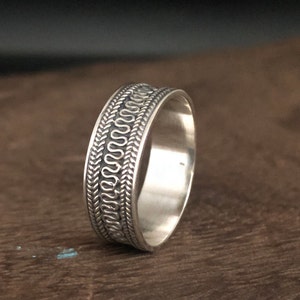 Bali-ring i oxiderat sterlingsilver - 7 mm