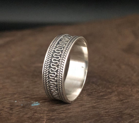 Bali Design Silver Ring - Sterling Silver Ring - Oxidized Bali Design Silver Ring - Sterling Silver Ring - Oxidized
