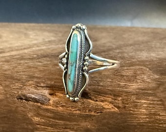 Long Western Design Turquoise Ring - 925 Sterling Silver - Size 7, 8, 9