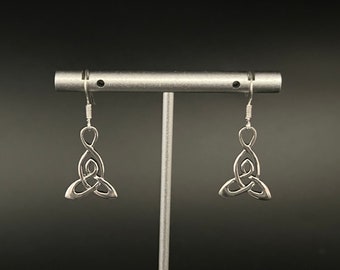 YAFEINI Orecchini Quadrifoglio In Argento Sterling 925 Con Nodo Celtico - 12mm - Ipoallergenici