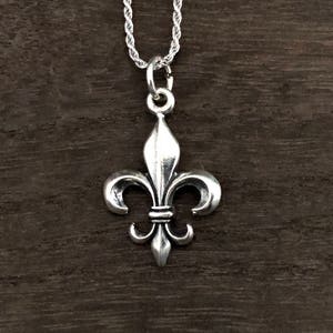 Pingente Flor de Lis // Prata Esterlina 925 // Pingente Flor de Lis em Prata // Pingente de Armas Francesas