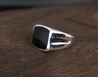 Men's Black Onyx Silver Signet Ring // Sterling Silver // Sizes 7 to 13