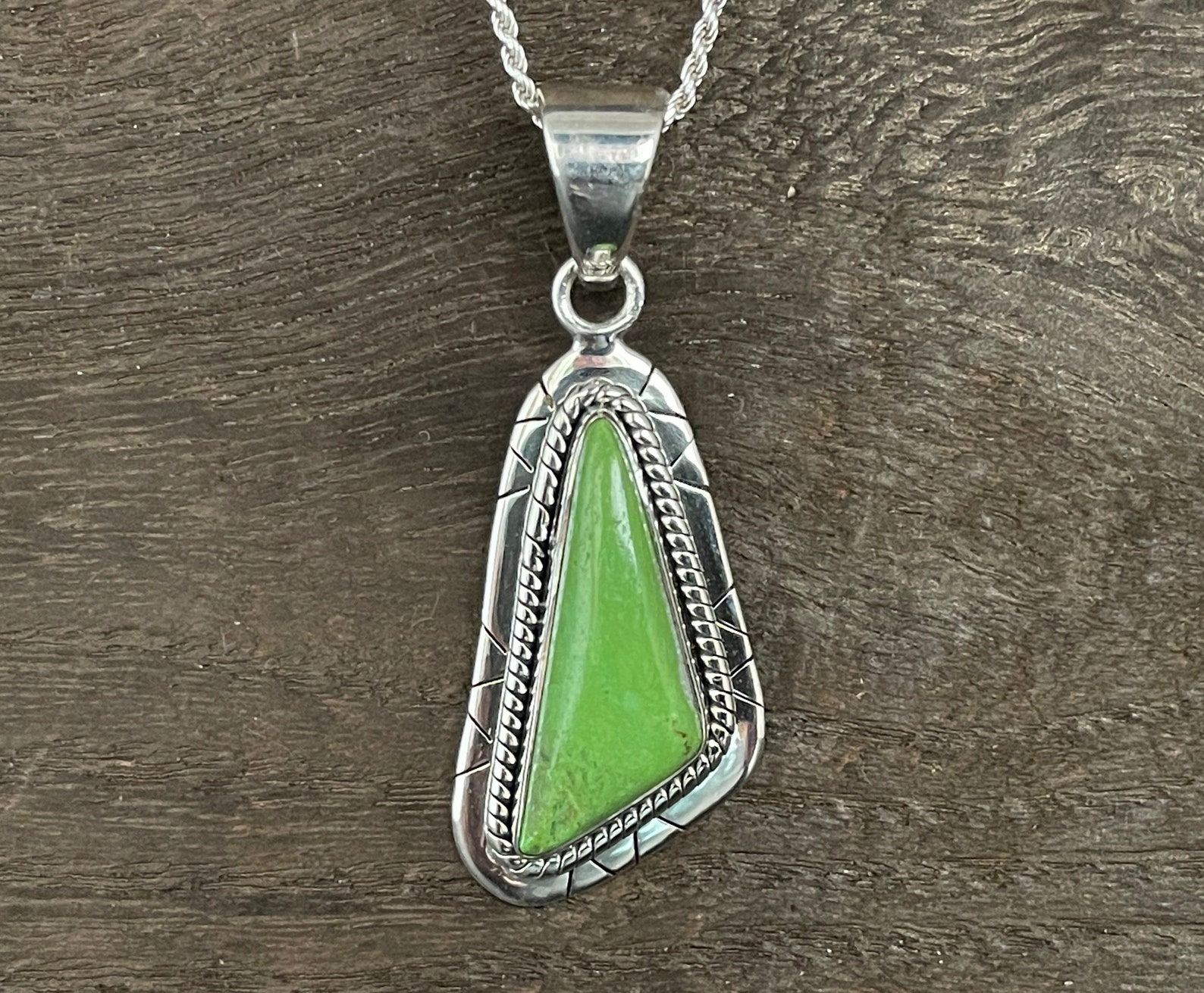 Gaspeite Pendant 925 Sterling Silver Southwest Design Etsy