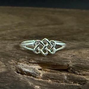 Eternity Ring // 925 Sterling Silber // Eternity Knot Ring // Size 56 bis 9 // Ring für Frauen