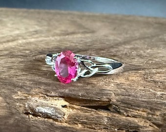 Celtic Triquetra Pink Sapphire CZ Ring: 925 Sterling Silver