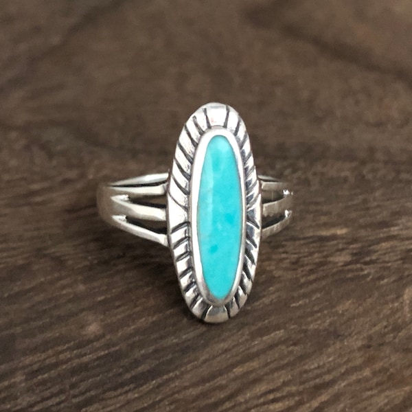 Southwest Style Turquoise Ring // Turquoise Silver Ring // 925 Sterling Silver