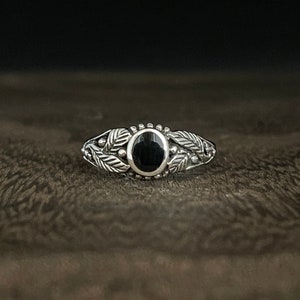 Black Onyx Leaf Ring: Sterling Silver Southwest Style