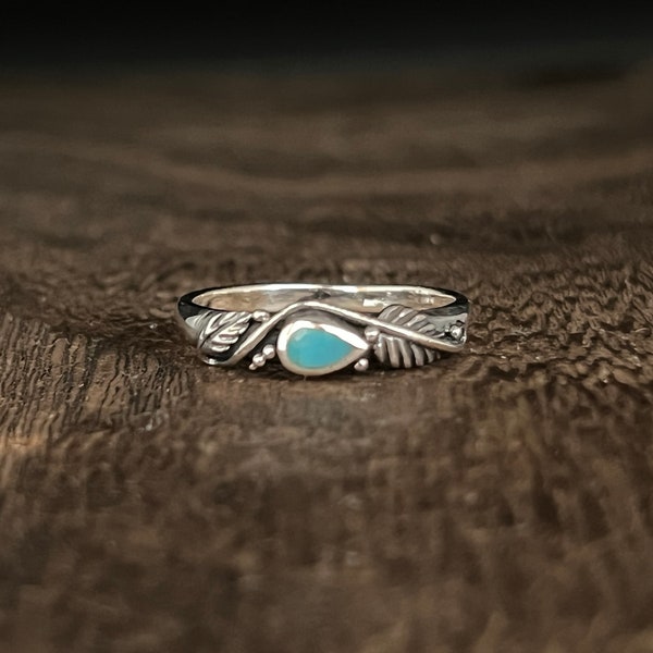 Turquoise Leaf Ring // 925 Sterling Silver // Thick Version Turquoise Leaf Ring // Size 5 to 10