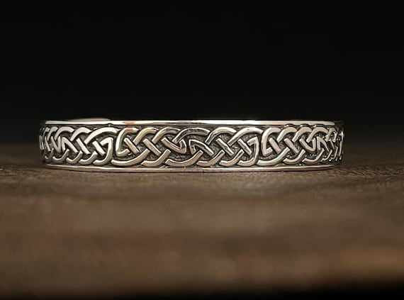 Celtic Knot Style Sterling Silver Bangle Bracelet Small Size Celtic Knot Style Sterling Silver Bangle Bracelet Small Size