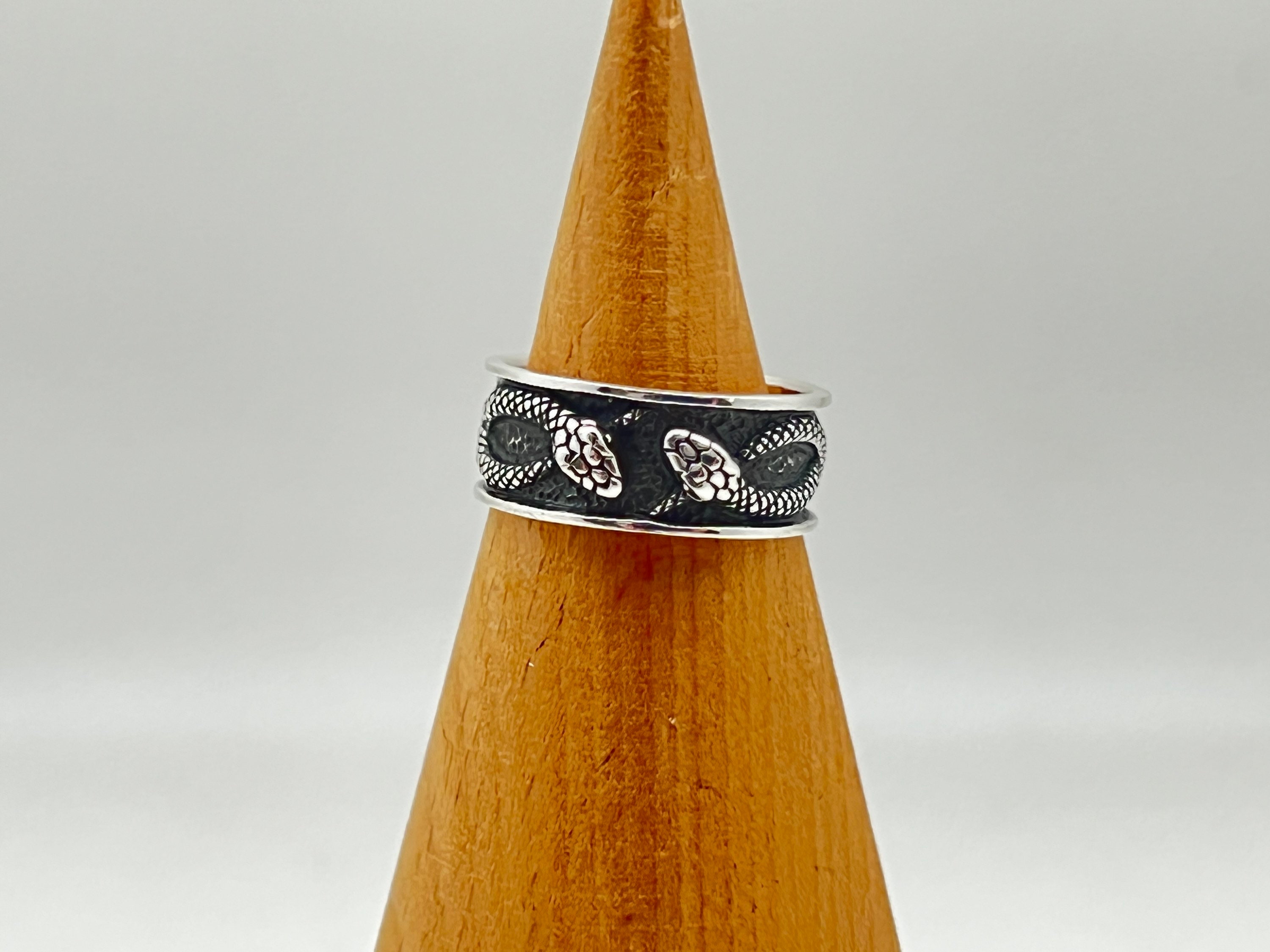 Interlocking Python Ring // 925 Sterling Silver // Silver - Etsy