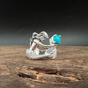 Mermaid with Turquoise Ring // 925 Sterling Silver // Sea Life Jewelry // Size 8